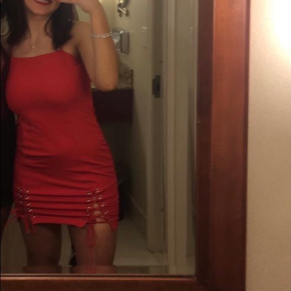 Red Dress - Picture 2 of 2